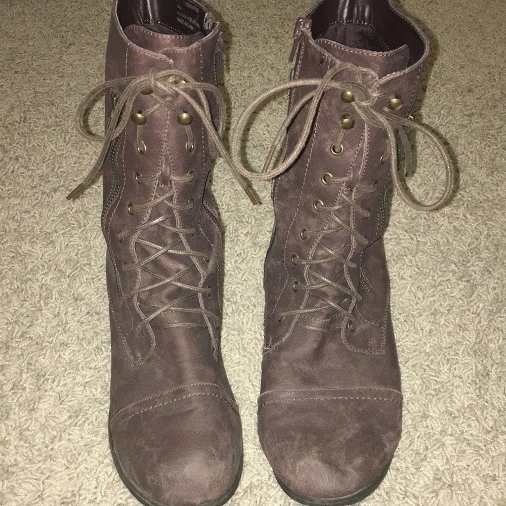 Juniors Brown Combat Boots
